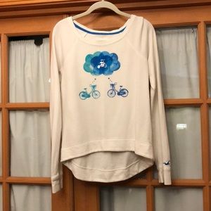 Hollister Juniors Long-sleeve Top